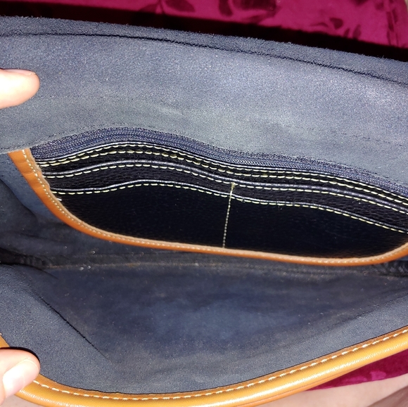 Vintage Black & cognac dooney and bourke - Picture 3 of 5